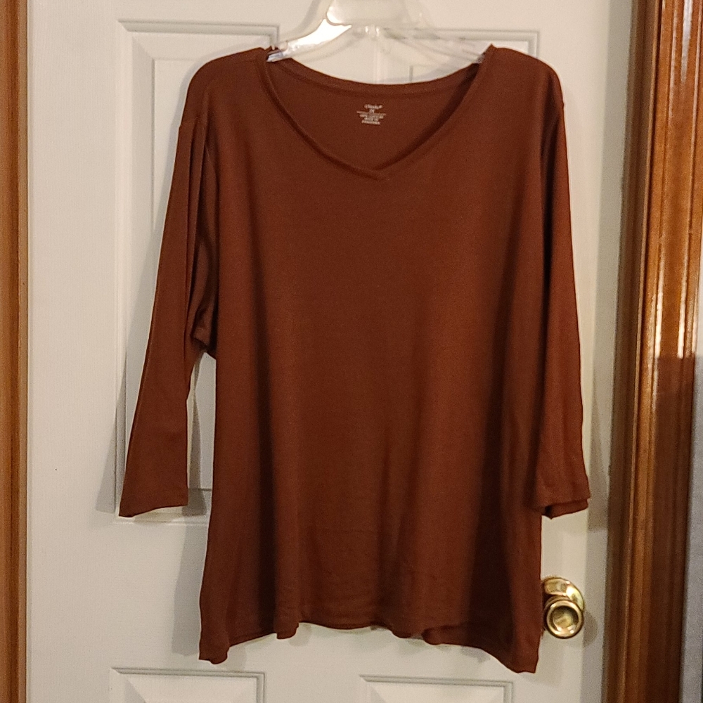 Christopher&Banks 3/4 sleeve v-neck tee. 2x